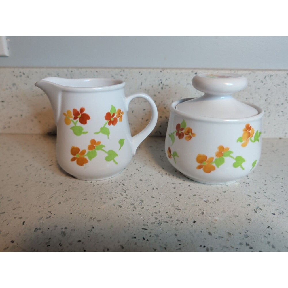 Noritake Progression Happy Days 9069 Creamer & Covered Sugar Bowl